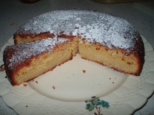 torta ricca alla mandorla