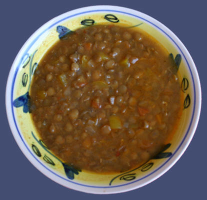 sopa de lentilha búlgara