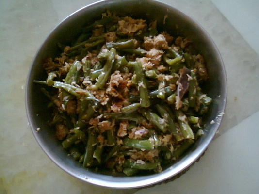 feijão verde thoran (feijão verde com coco)