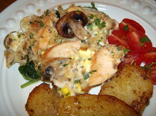 caçarola de salmão e espinafre