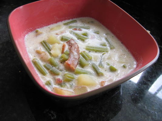 sopa de feijão verde - bou'neschlupp