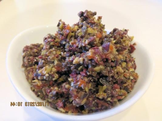 o molho de tapenade de azeitona de krissy