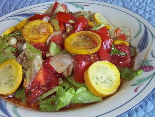 salada de abóbora tomate-pattypan