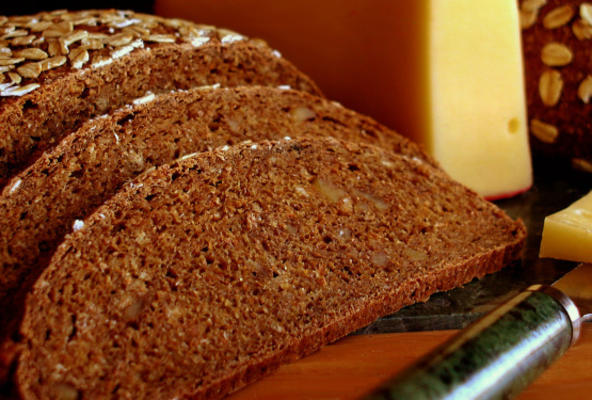 pão marrom saudável