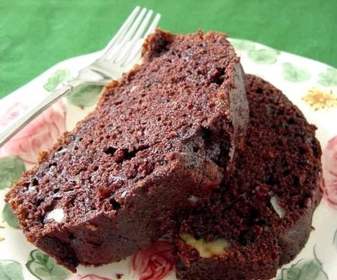 pão de abobrinha de chocolate com nozes