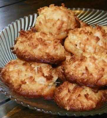 cocadas (bolinhos de coco bolivianos)