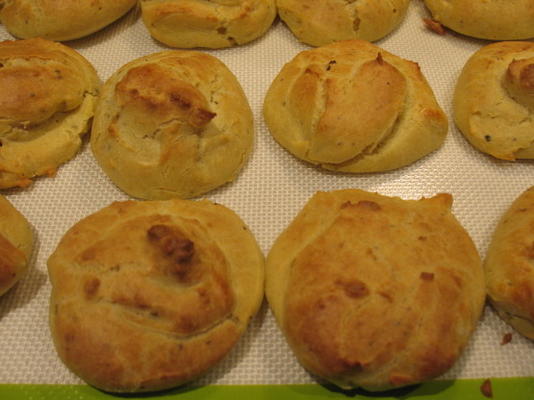 gougeres de queijo azul