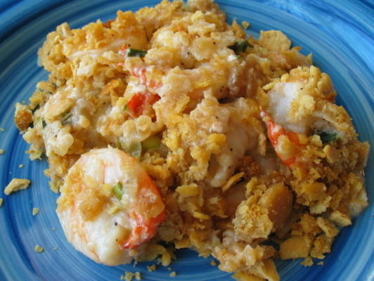 Caçarola cremosa de camarão com migalhas amanteigadas