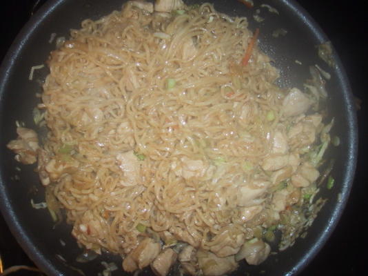 frango rápido e fácil lo mein