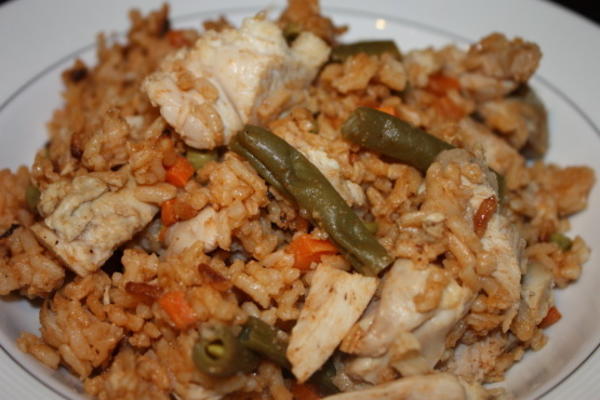 arroz con pollo - delicioso estilo