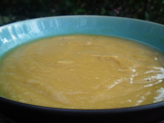 sopa de ervilha amarela - vegetariana / vegan