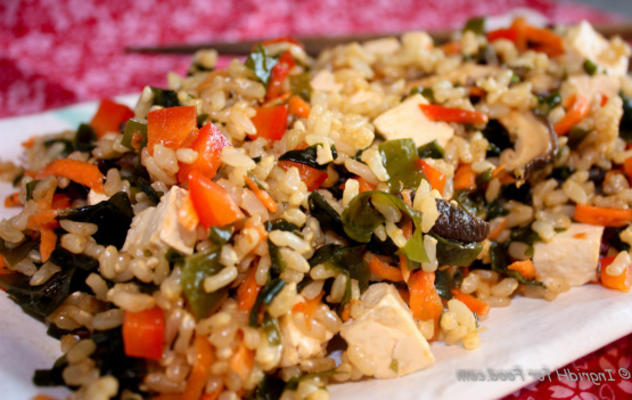 comer limpo wakame salada de arroz integral com tofu