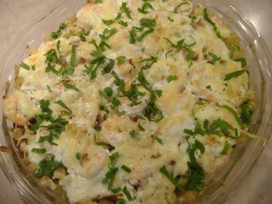 orzo, camarão e caçarola de ervilha