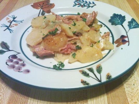 presunto e receita de panela de batata-crock recortada