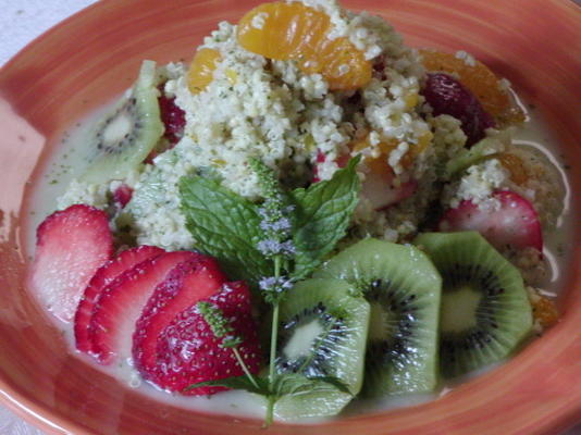 salada de frutas quinoa cunhada