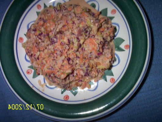 salada de repolho crocante de bacon
