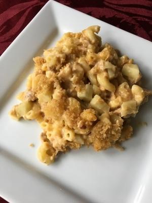 caçarola de macarrão atum de maçã