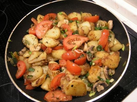 frigideira de batata e cogumelo