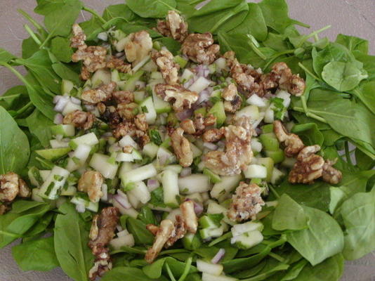 salada de noz menta picante