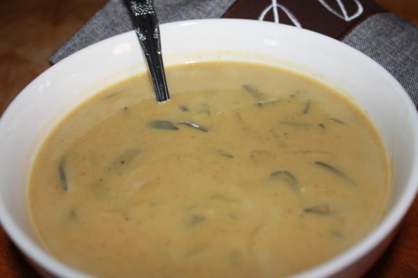 sopa de abóbora-sálvia fácil (crockpot)