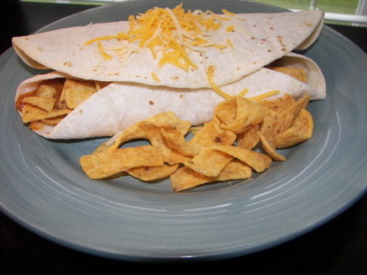 Burritos de frito com queijo