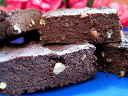 brownies de chocolate escandalosamente saudáveis