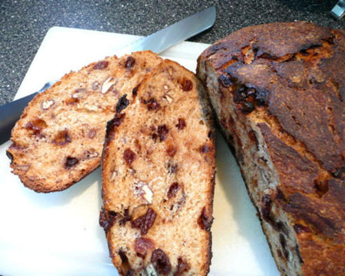 pão de chocolate com cereja