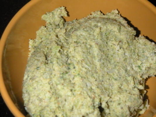 brócolis e molho de wasabi