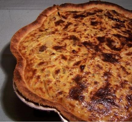 torta de cebola e mostarda caramelizada
