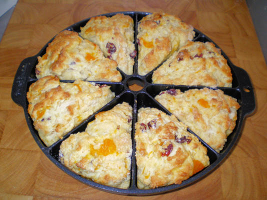 scones de café da manhã laranja