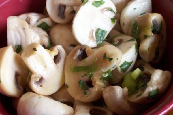 salada de cogumelos gelada