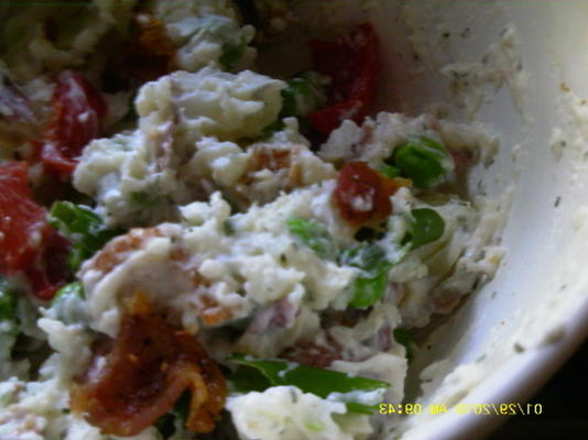 salada de batata cremosa dill