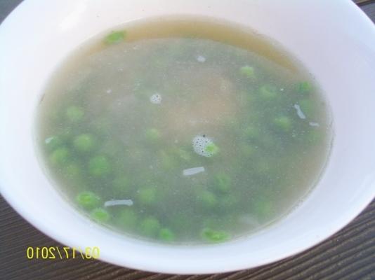 sopa de ervilhas e massa