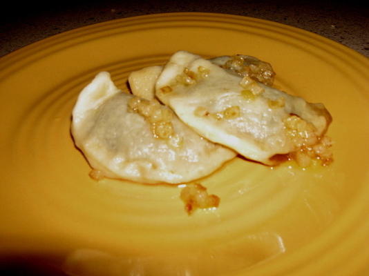 pierogies (excelente)