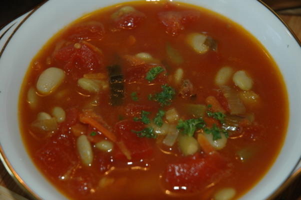 tomate picante e sopa de feijão