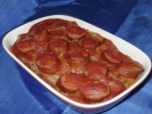 caçarola de tomate e linguiça defumada