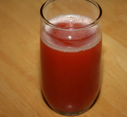 suco de tomate caseiro (sem tomates) (baixo teor de gordura)