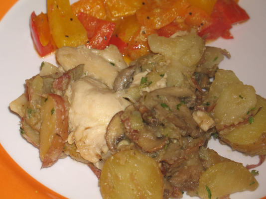 frango de uma panela e batatas refeição da semana