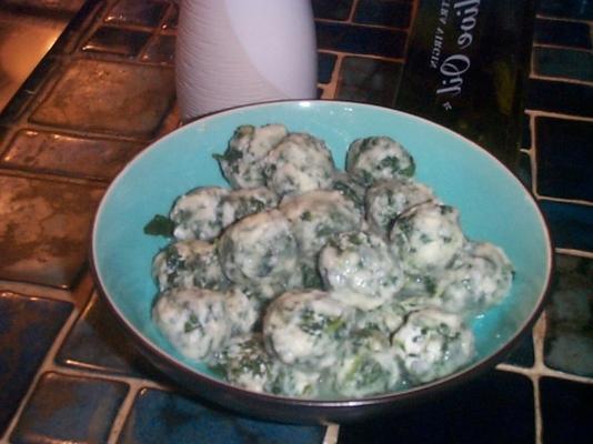 nhoque di ricotta e spinaci (nhoque de ricota e espinafre)