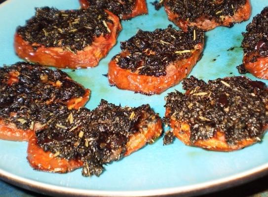 tomate assado lento e aperitivo de azeitona