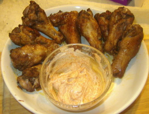 asas de frango assadas com maionese defumada