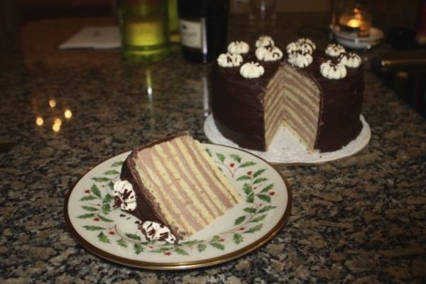 torta alemã de prinzregenten (bolo de oito camadas)