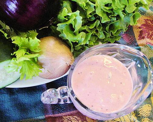 molho de salada de baga cremoso da mãe