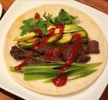 tacos de carne coreana joon ma bulgogi