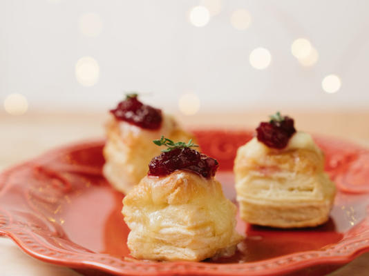 picadas de cranberry e brie