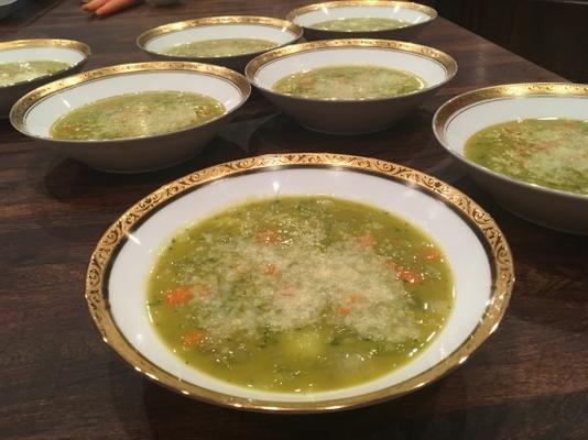 uma receita para sopa de ervilhas