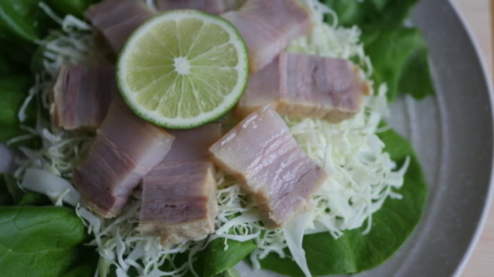 carne de porco salgada okinawa