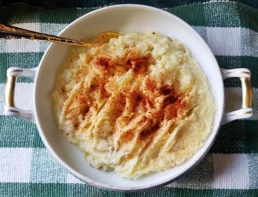 batatas de alho de queijo