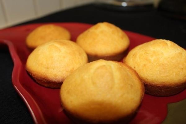 muffins de broa de milho simples