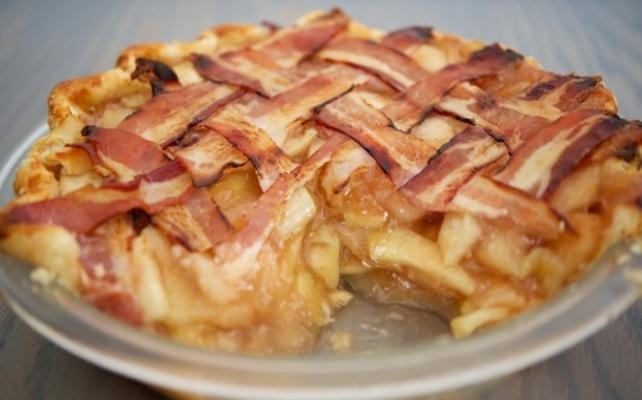 torta de maçã de lattice de bacon